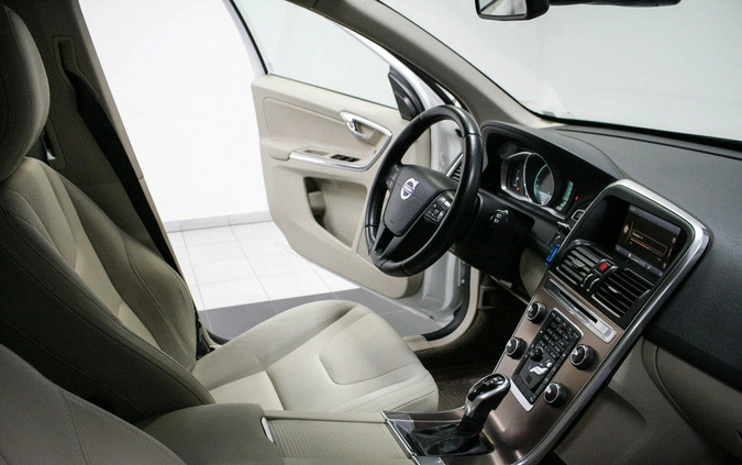 Volvo XC 60 cena 65900 przebieg: 142000, rok produkcji 2013 z Puszczykowo małe 172